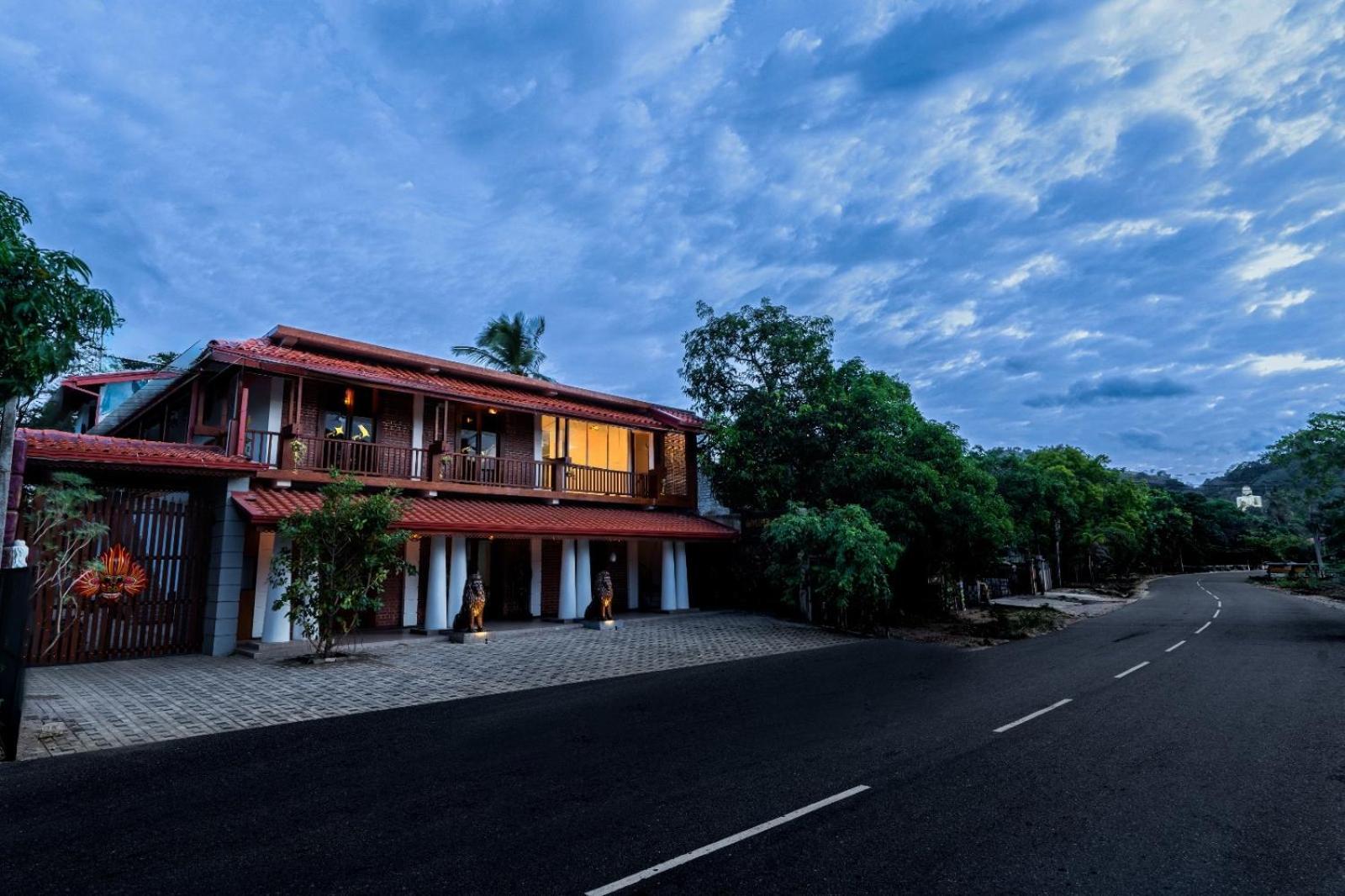 Golden Stars Hotel Dambulla Exterior foto