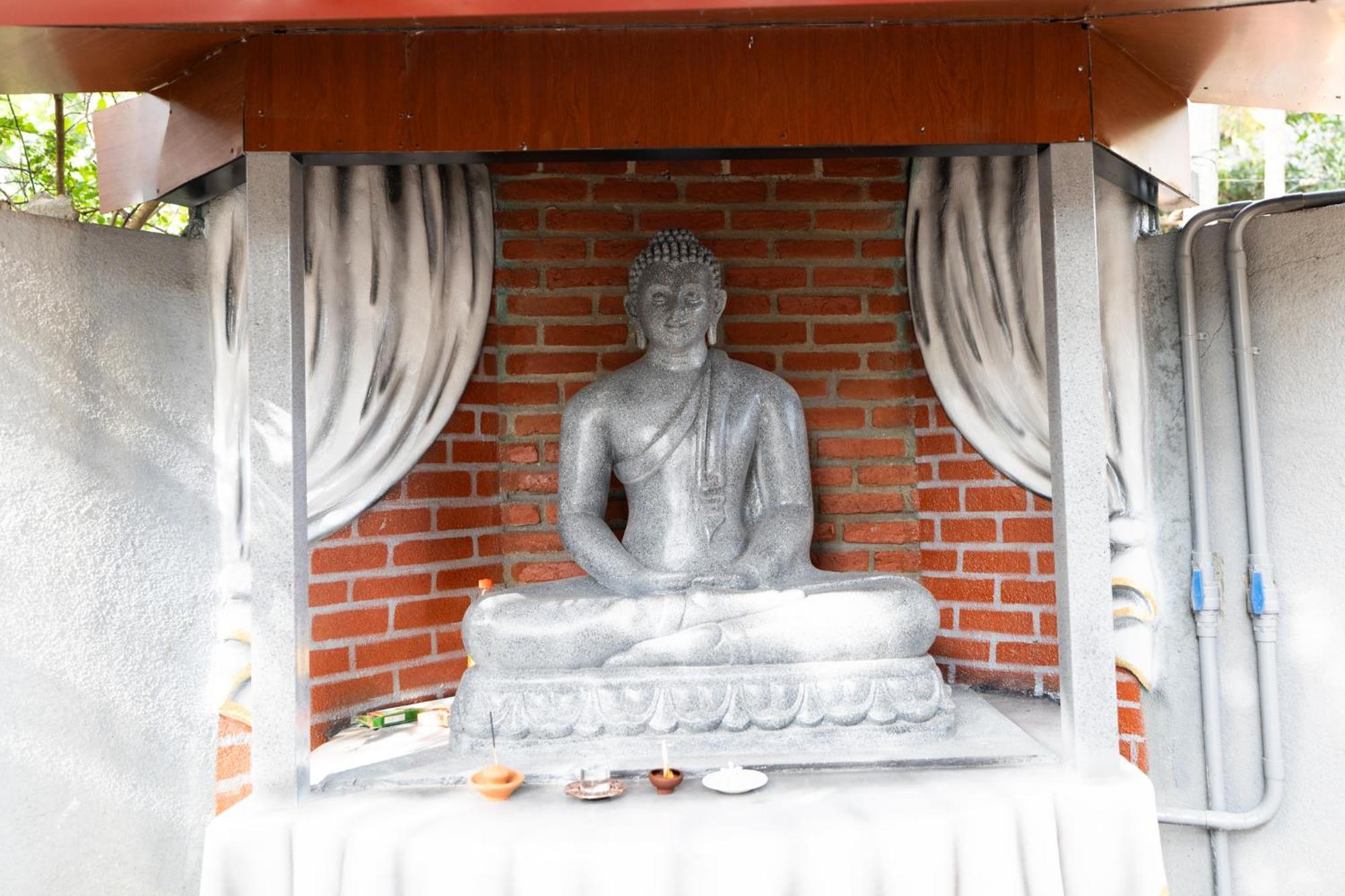 Golden Stars Hotel Dambulla Exterior foto