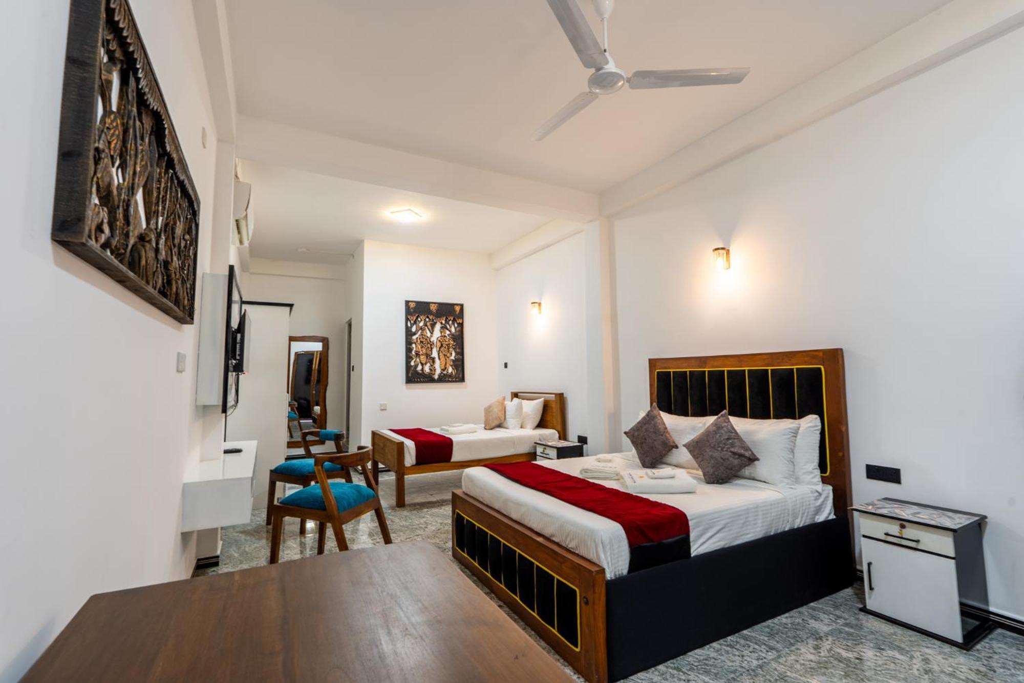 Golden Stars Hotel Dambulla Exterior foto
